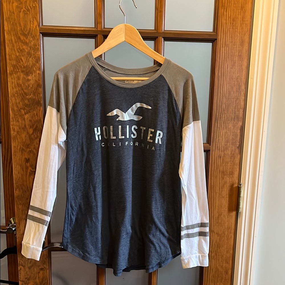 Hollister Gray and White Shirt